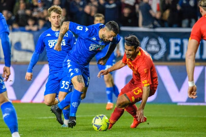 L’Empoli batte il Lecce 1-0, decide un rigore di Caputo