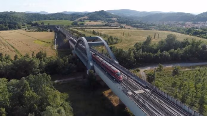 Fibra e 5G sulla rete del Gruppo FS per un’Italia più connessa