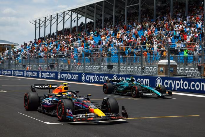 Perez in pole a Miami davanti ad Alonso, Sainz terzo