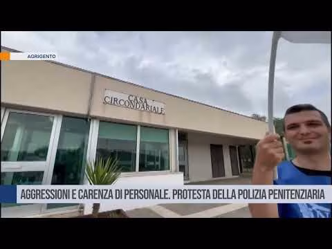 Aggressioni e carenza di personale, la protesta della Polizia penitenziaria