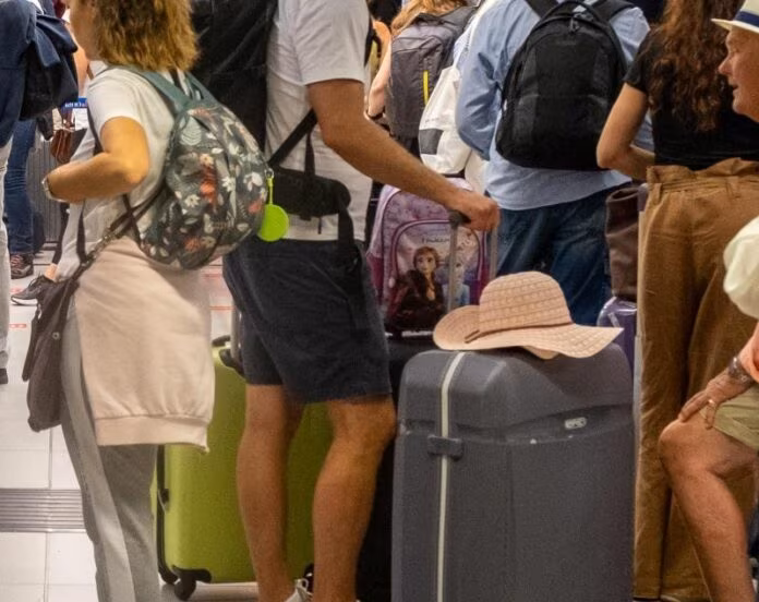 Astoi “Servono soluzioni urgenti contro i disservizi all’aeroporto di Catania”