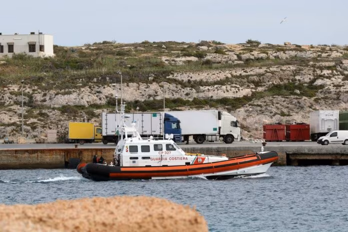 L’Europarlamento chiede agli Stati più impegno per salvare i migranti