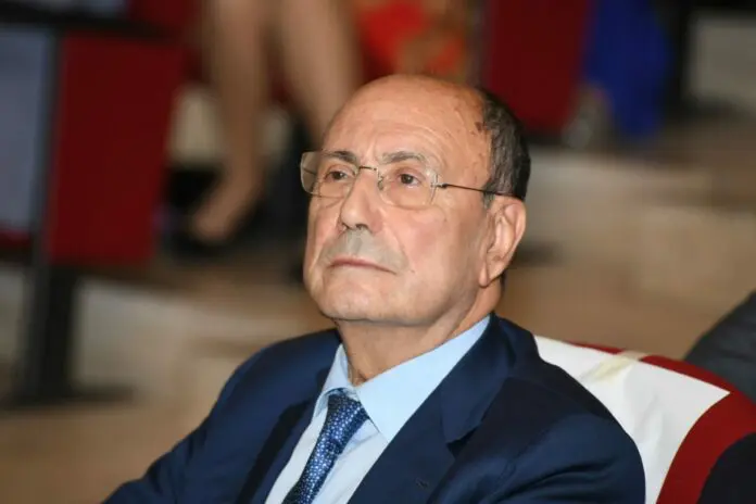 Sicilia in fiamme, tre morti a Palermo