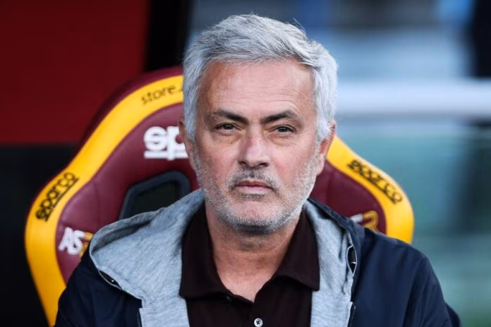 Non solo Azmoun per la Roma, Mou “Arriverà un’altra punta”