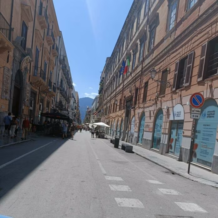 Palermo, più controlli nel centro storico, via le bancarelle abusive