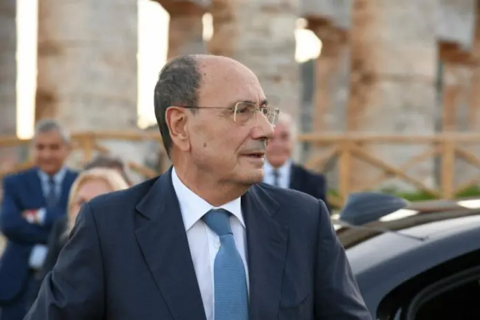 Caro voli, Schifani “Sono totalmente al fianco del ministro Urso”