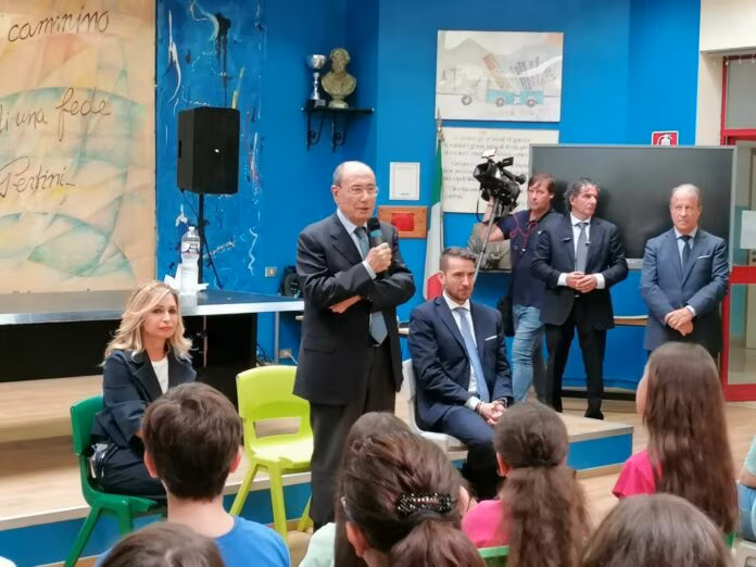 Inaugurazione anno scolastico, Schifani “Siate protagonisti di una società migliore”