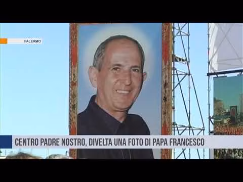 Al Centro Padre Nostro di Palermo, divelta una foto di Papa Francesco