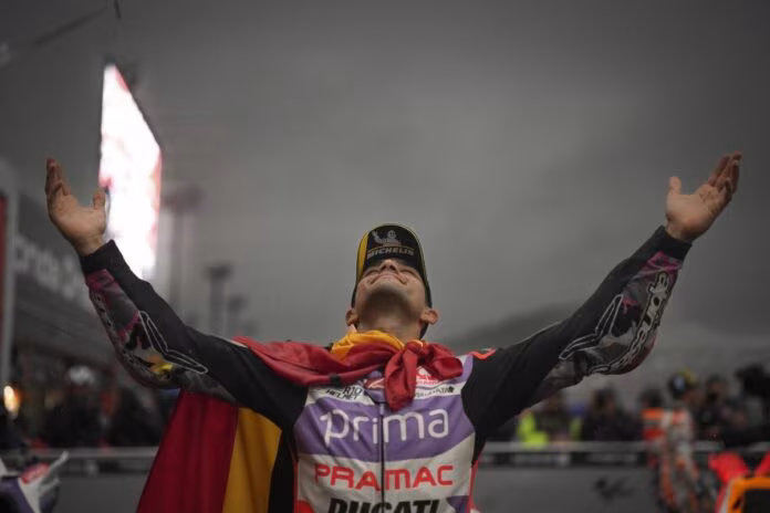 In Indonesia Martin vince la Sprint, è in vetta al Mondiale