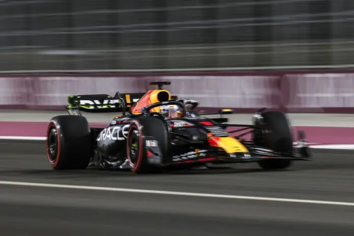 Pole Verstappen in Qatar, Leclerc quinto in griglia