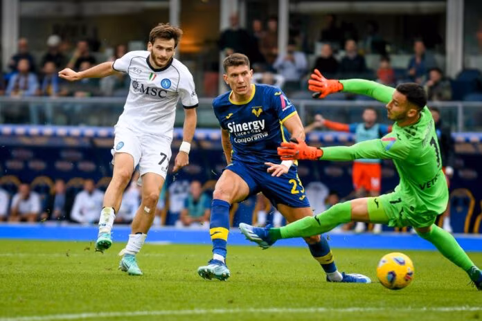 Verona-Napoli 1-3 con doppietta di Kvaratskhelia