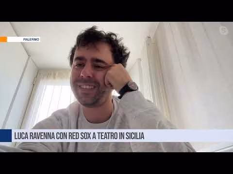 Luca Ravenna con Red Sox a teatro in Sicilia