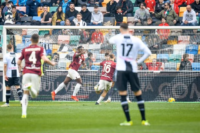 Il Torino vince 2-0 in casa Udinese, decidono Zapata e Vlasic