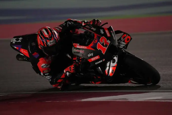 Vinales vince la Sprint in Portogallo, quarto Bagnaia