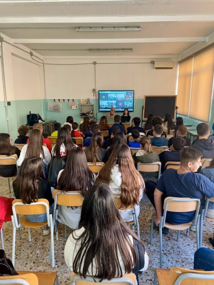 Sicilia, gli studenti delle Pelagie a scuola di giornalismo