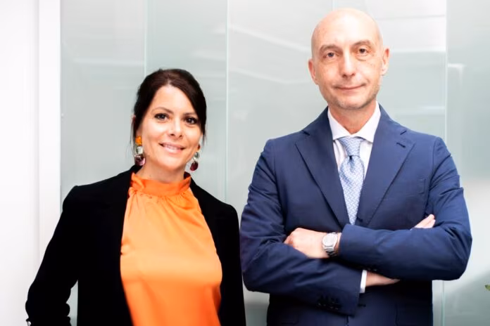 Donna riporta frattura a causa di una buca, il Comune di Palermo risarcirà 40 mila euro