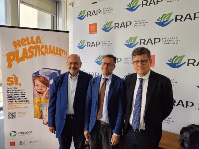 A Palermo via a campagna Rap-Comieco per raccolta di cartoni per bevande