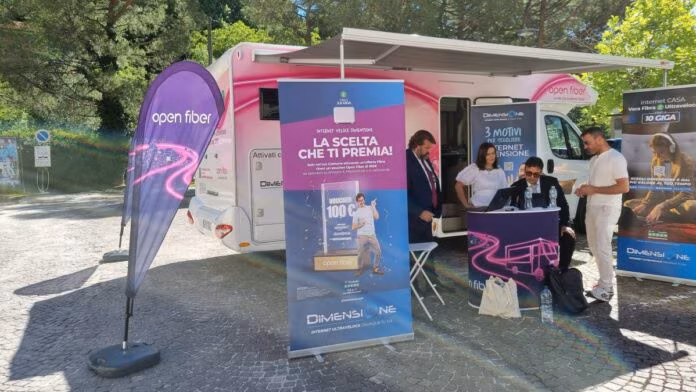 Open Fiber Tour, un camper nei borghi per promuovere la digitalizzazione