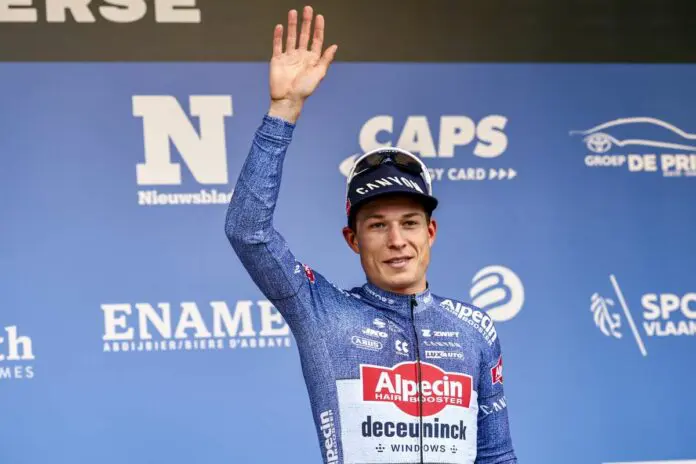 Doppietta di Philipsen al Tour, Pogacar resta maglia gialla