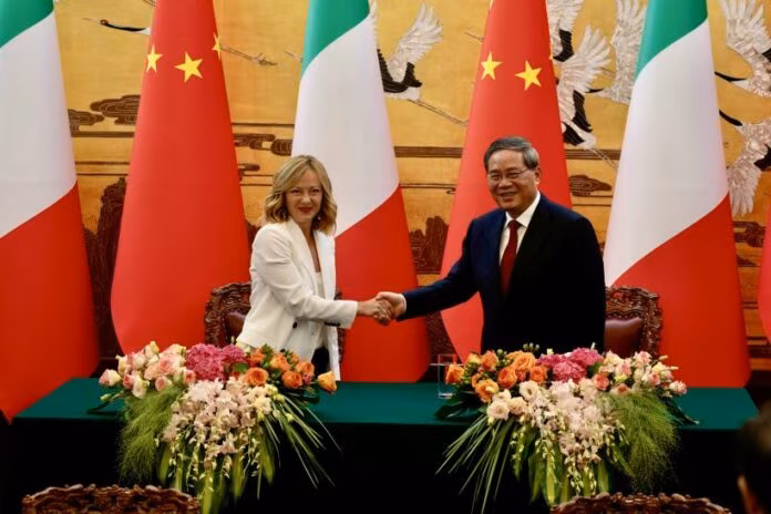 Meloni “Rafforzare il partenariato tra Italia e Cina”