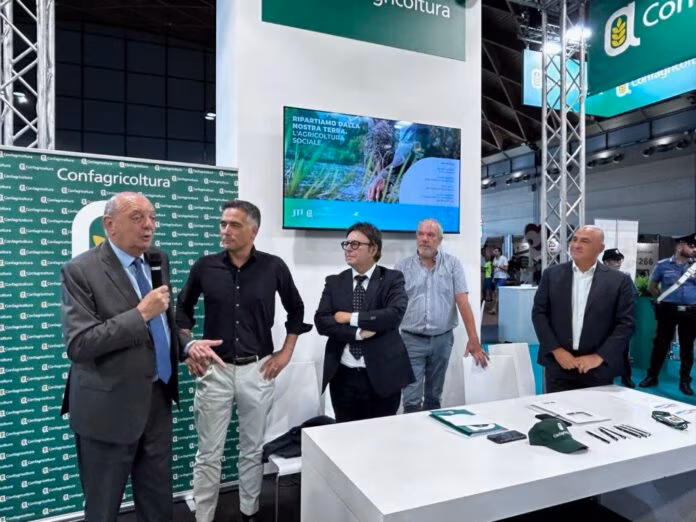 Agricoltura sociale, presentato “Ripartiamo dalla nostra terra”