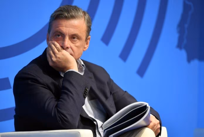 Calenda “Sì alla riforma ius scholae, bene la svolta dei Berlusconi”