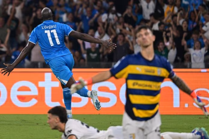 Il Napoli ribalta il Parma nel recupero, Lukaku in gol