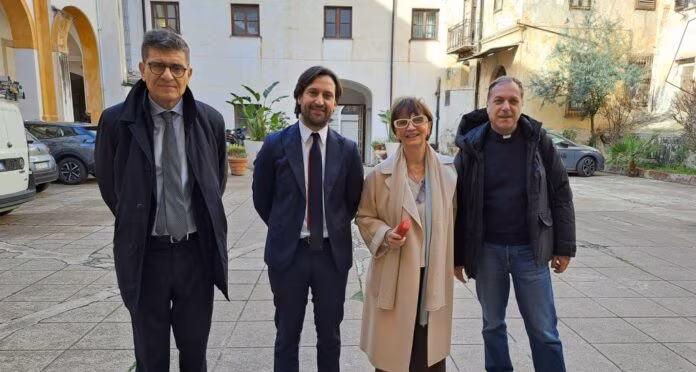 Palermo, consegnato il primo alloggio del progetto “Facciamo casa”