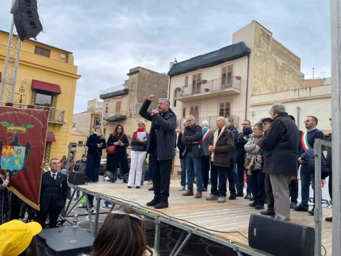 Arcivescovo di Palermo ai giovani “Non alimentate industria della droga in mano alla mafia”