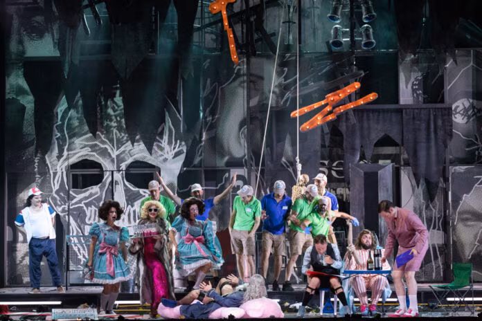 Palermo, al Teatro Massimo il ‘Premio Abbiati’ per costumi Le Grand Macabre