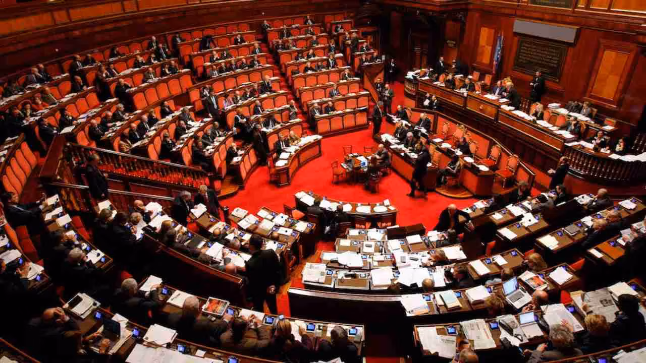Parlamento italiano (foto wired.it) - mediaoneonline.it (1)