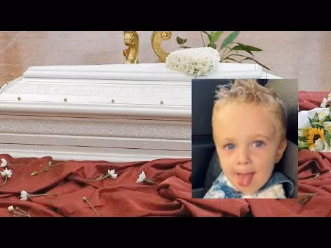 L'ultimo saluto al piccolo Thomas, 4 anni, morto in un incidente in minimoto a Palermo