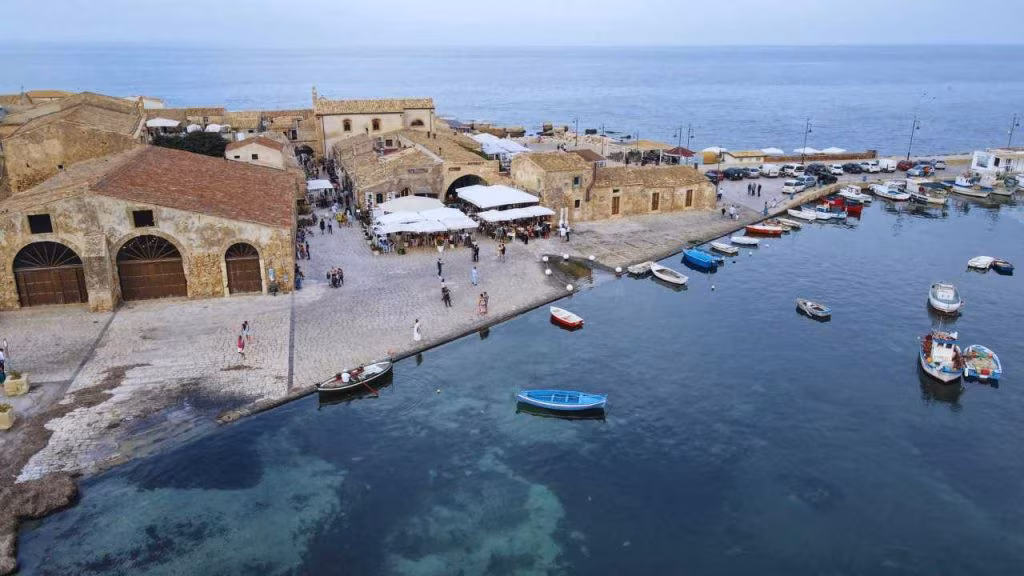 La tonnara della splendida cittadina (foto visitvaldinoto) - teleone.it