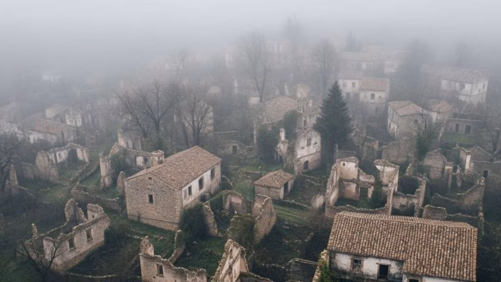 borgo fantasma - foto (C) Mediaoneonline.it