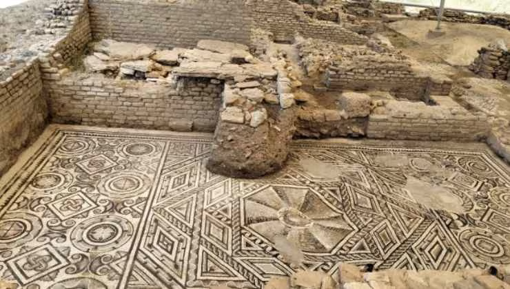 la villa romana siciliana (foto italpress) - mediaoneonline.it