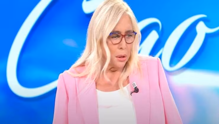 mara venier triste (screenshot youtube) - mediaoneonline.it