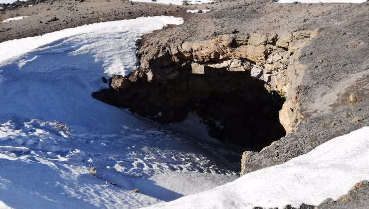 la grotta siciliana (foto wikipedia) - mediaoneonline.it