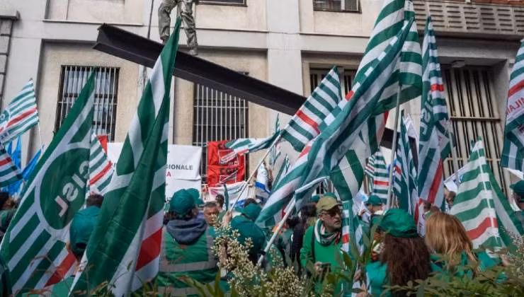 pomezia, rischio chiusura e sindacati - foto archivio mediaoneonline.it