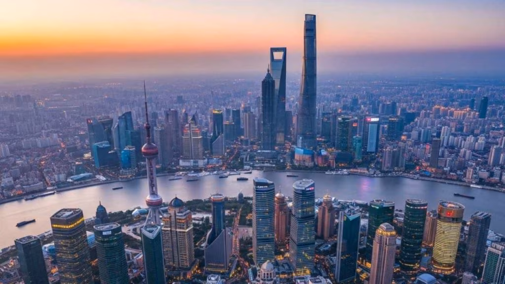 vista dall'alto grattacieli oriente - foto (C) Mediaoneonline.it