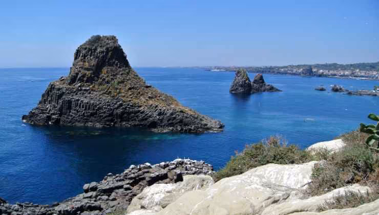 ciclopi isole (foto wikipedia) - mediaoneonline.it