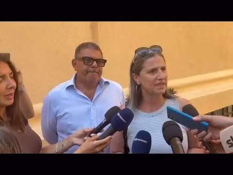 Difficile pensare che una ragazza che sappia nuotare così bene anneghi in questo modo