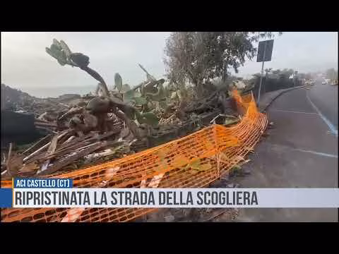 Acicastello: Ripristinata la strada della scogliera