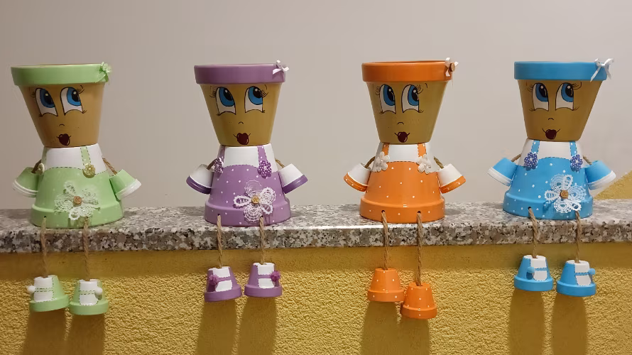 Šik Cvetka z idrijsko čipko