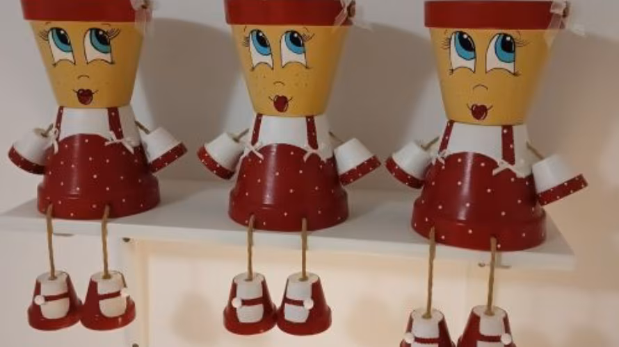 Šik Cvetka z idrijsko čipko