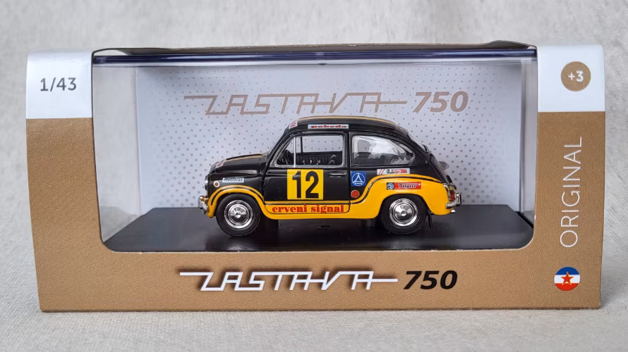 Miniature Crvena Zastava