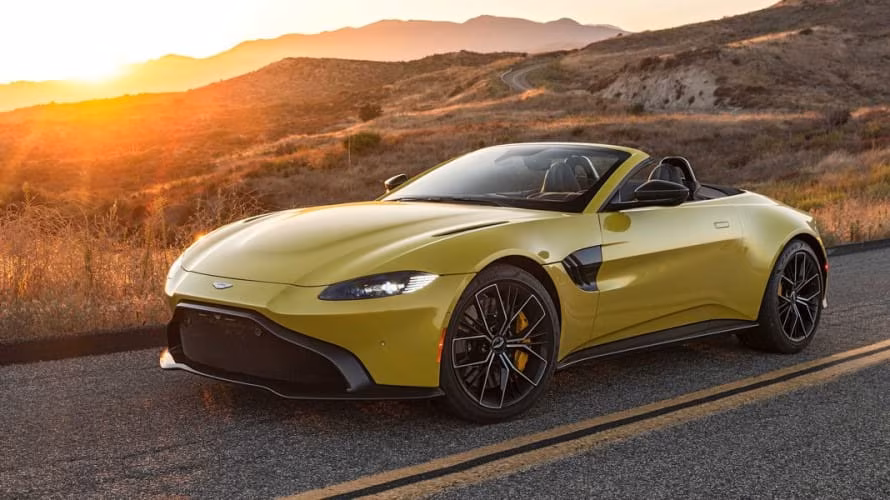 Aston Martin SLO