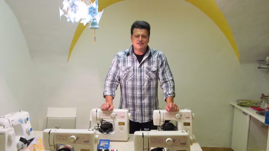 IGLATEX-ŠIVALNI STROJI, KLINIKA ZA ŠIVALNE STROJE