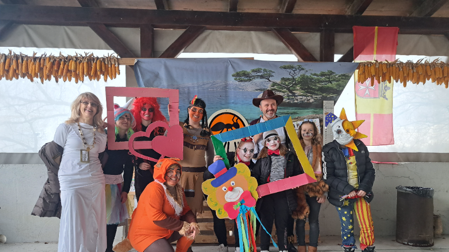 DMD MRAVLJIŠČE Komenda