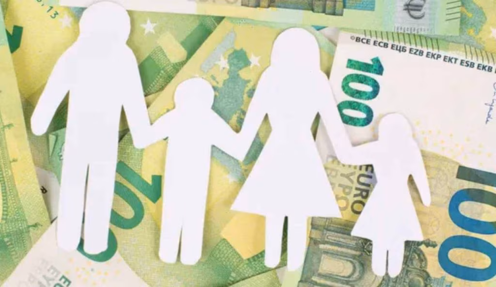 Famiglia e soldi (Depositphotos foto)
