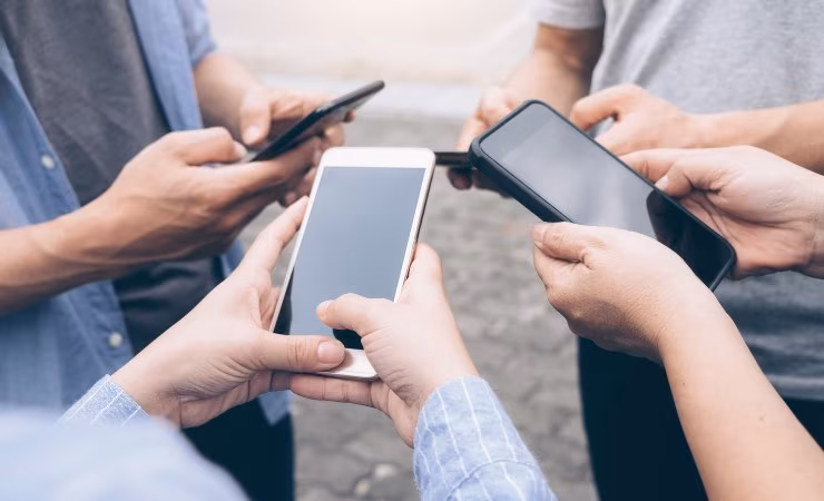 Mantieni alta l'attenzione, soprattutto con le chat di gruppo